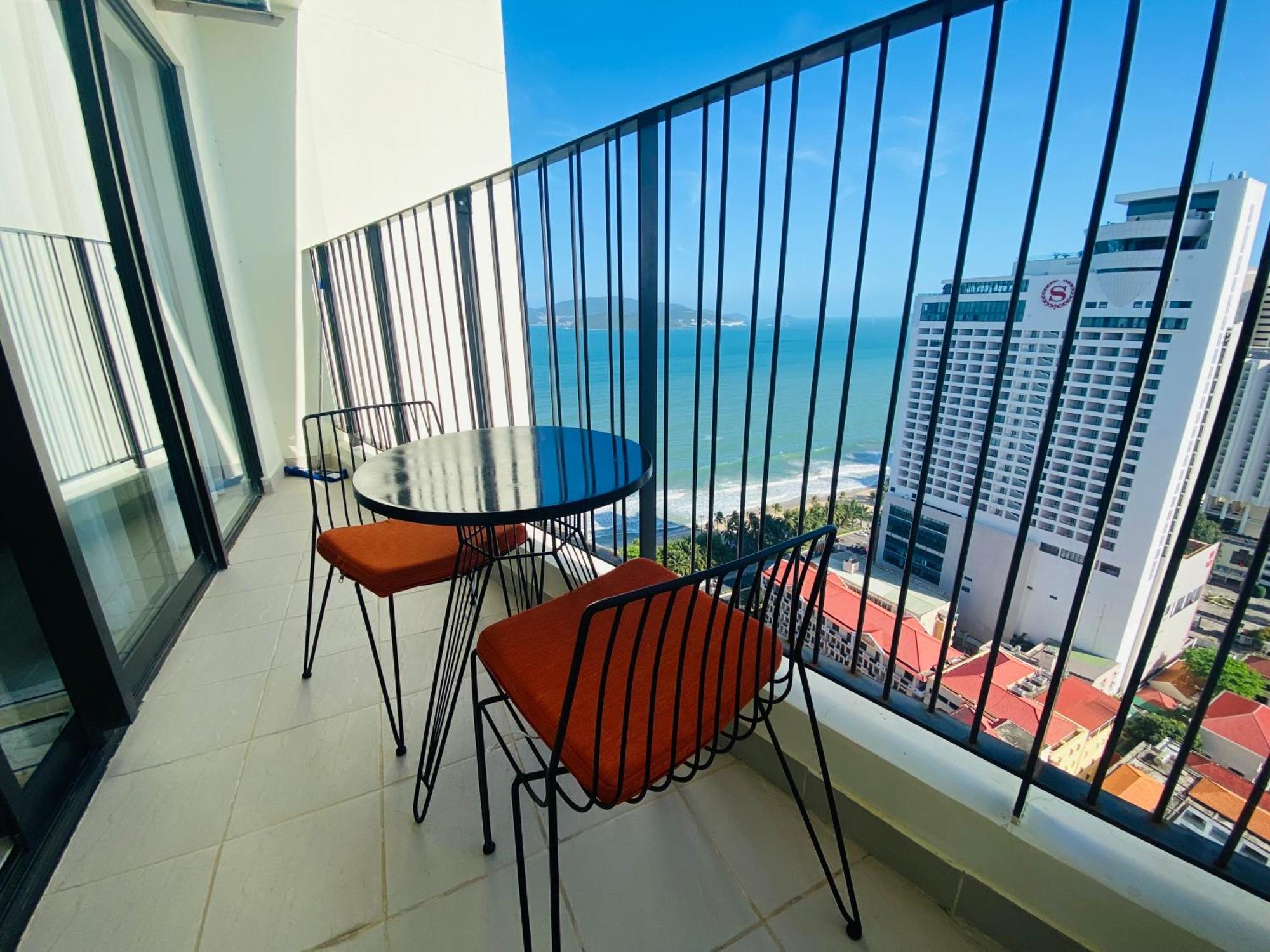 Can Ho Gold Coast O Nha Trang View Bien - Vivastay Eksteriør bilde